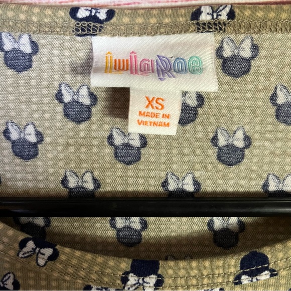 LulaRoe Mini Disney Print Top Size XS - Picture 2 of 5